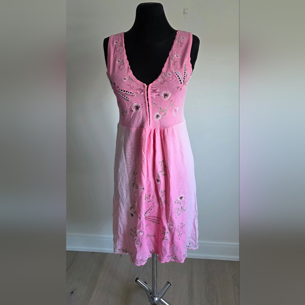 Etincelle Couture Ombre Pink Embroidered Viscose Knit Sleeveless Dress